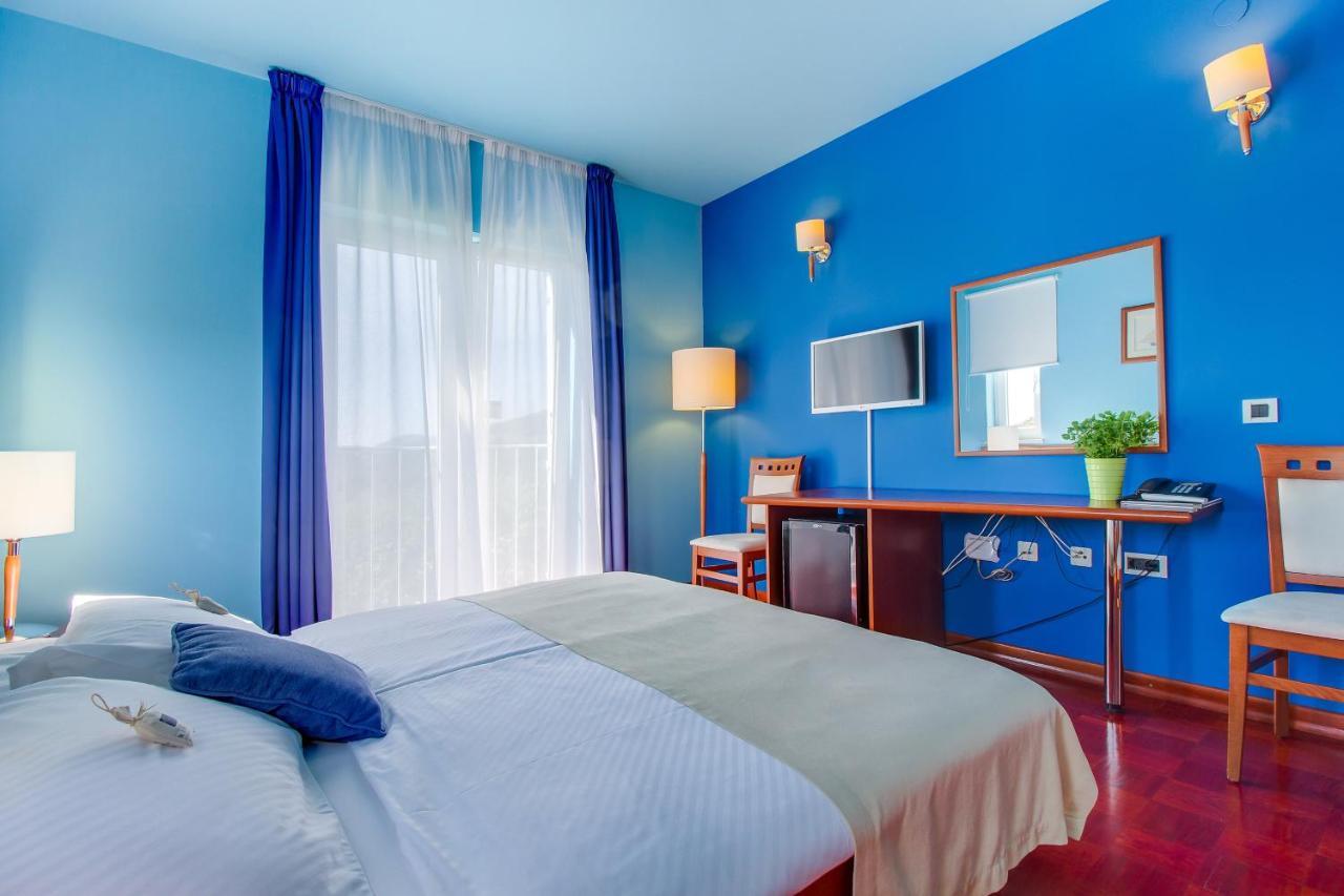Hotel Manora 内里吉恩 外观 照片