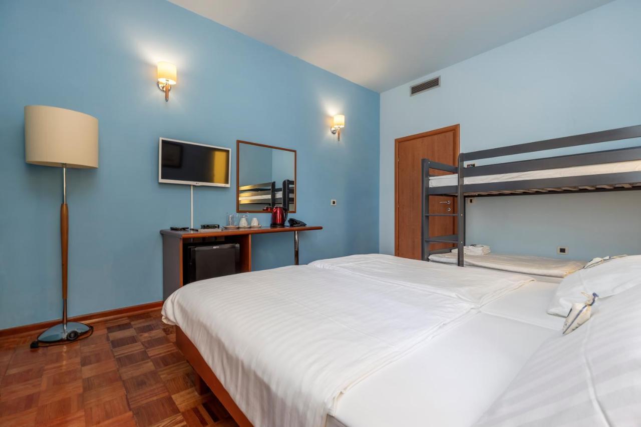 Hotel Manora 内里吉恩 外观 照片